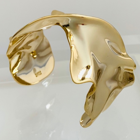 Alexis Bittar Crumpled Metal Twist Cuff Bracelet - Picture 7 of 16